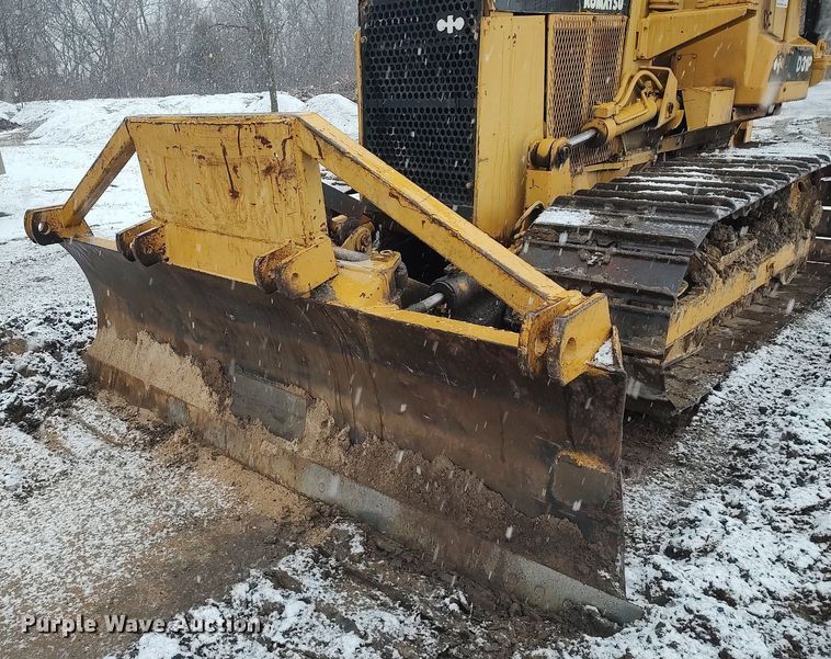 image for item DO3699 1982 Komatsu D31P-17  dozer