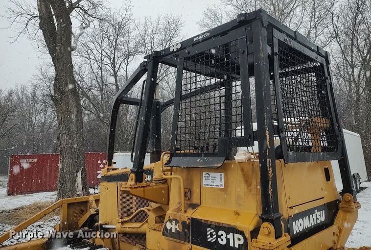 image for item DO3699 1982 Komatsu D31P-17  dozer