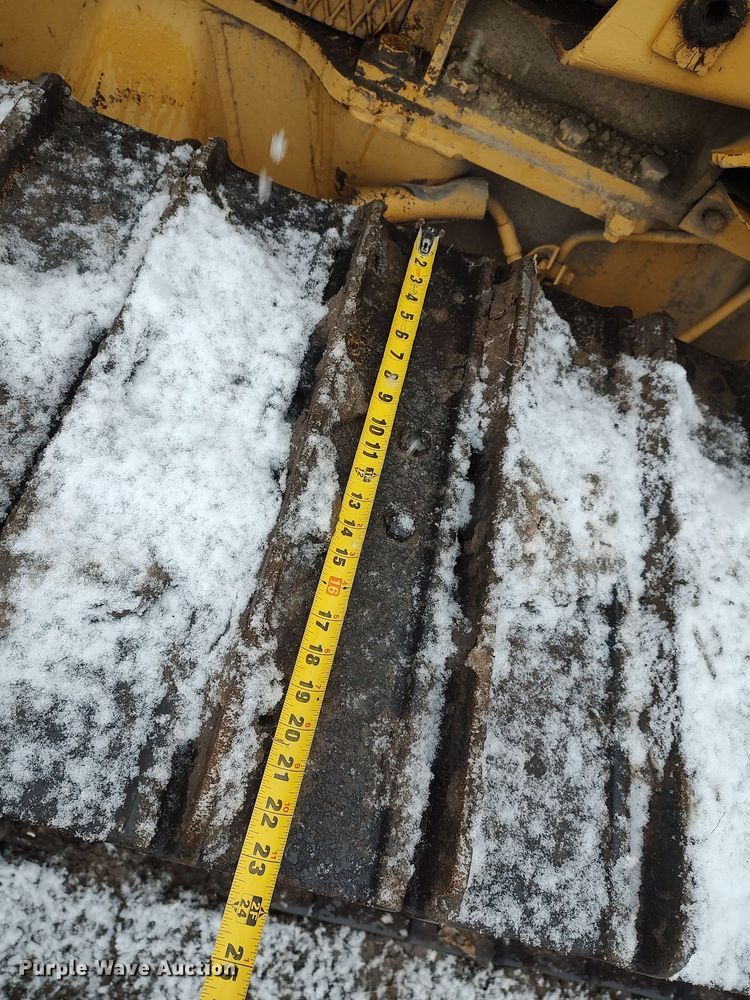 image for item DO3699 1982 Komatsu D31P-17  dozer