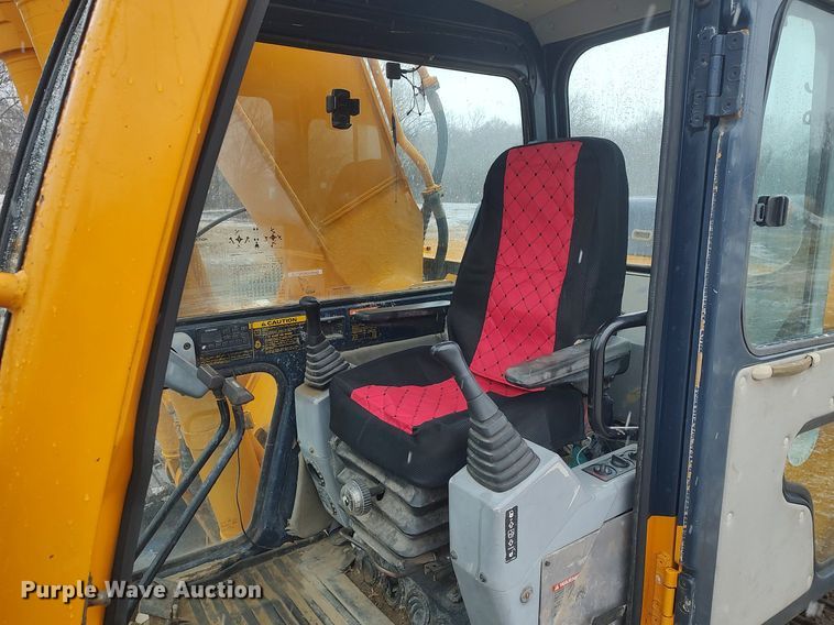 image for item DO3700 2000 Hyundai Robex 290 LC-3  excavator