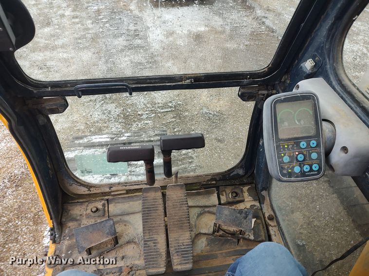 image for item DO3700 2000 Hyundai Robex 290 LC-3  excavator