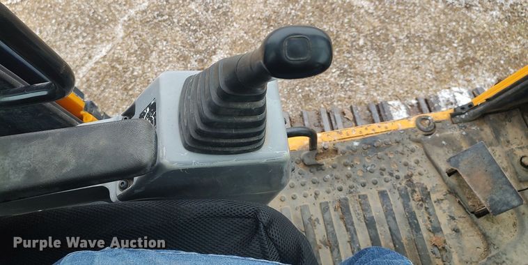 image for item DO3700 2000 Hyundai Robex 290 LC-3  excavator