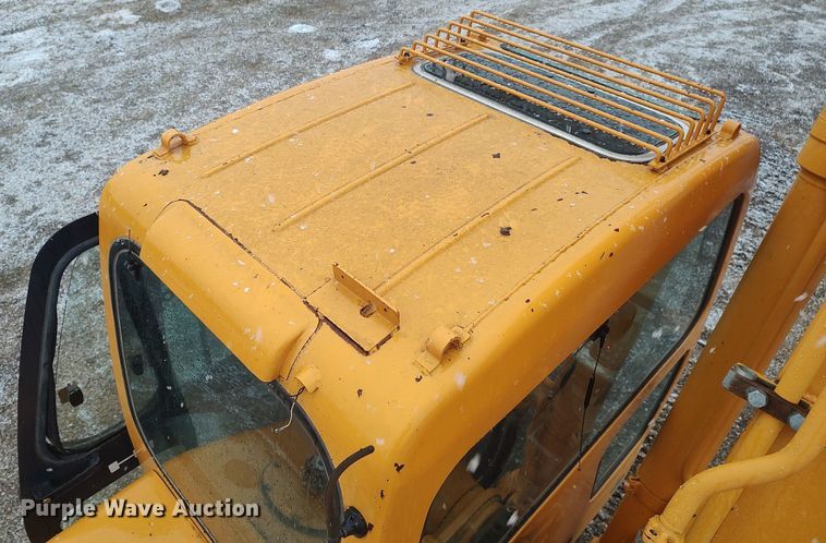 image for item DO3700 2000 Hyundai Robex 290 LC-3  excavator