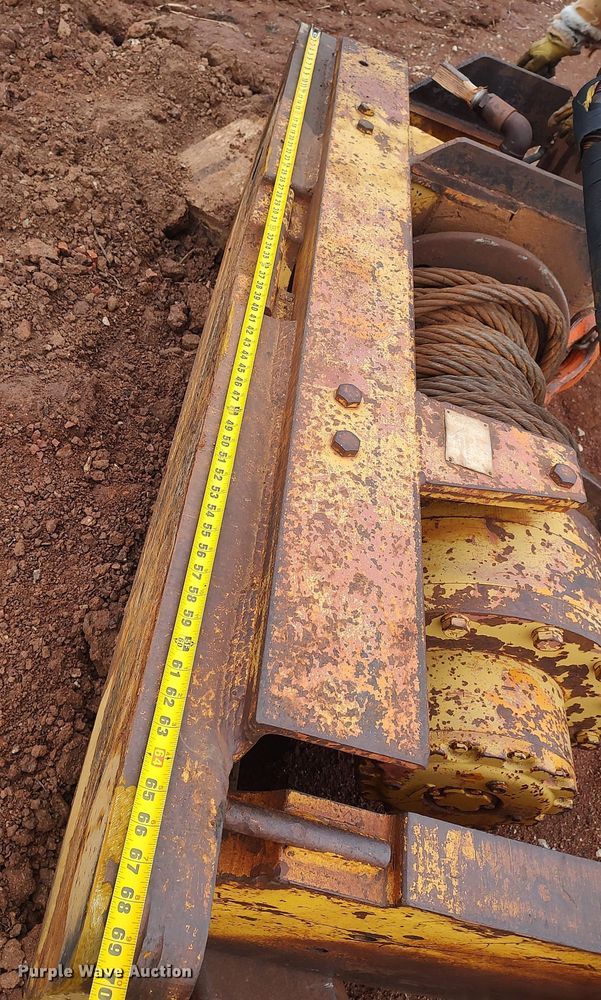 image for item DO3711 Winch