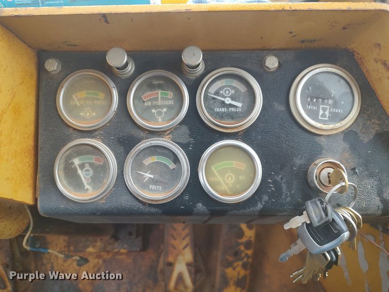 image for item DO3712 1987 Fiat-Allis FR20  wheel loader