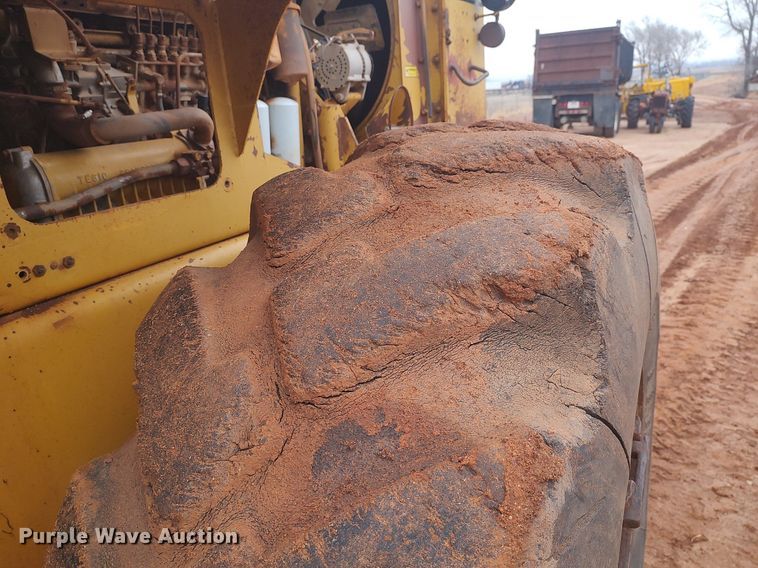 image for item DO3712 1987 Fiat-Allis FR20  wheel loader