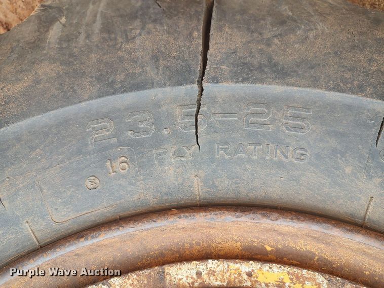 image for item DO3712 1987 Fiat-Allis FR20  wheel loader