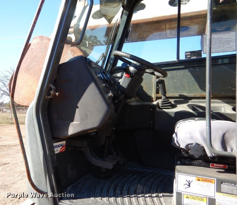 image for item DP8608 Gradall XL4100 ii  wheeled excavator