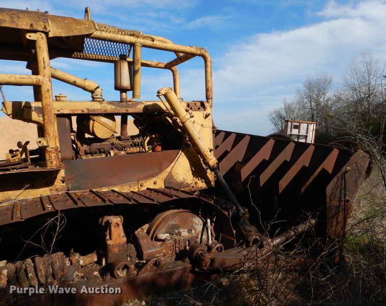 image for item DP8614 1970 Caterpillar D6C  dozer