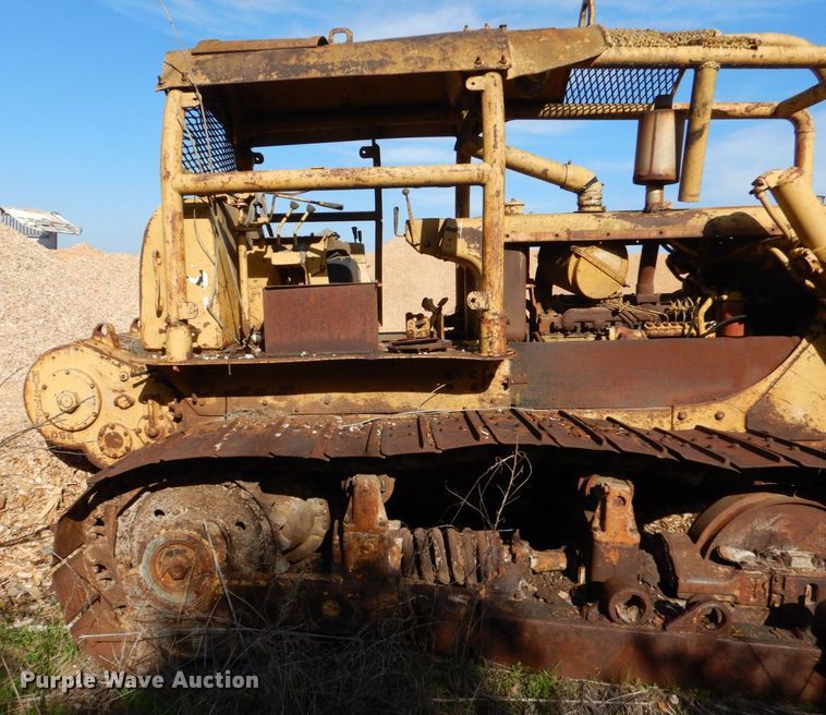 image for item DP8614 1970 Caterpillar D6C  dozer