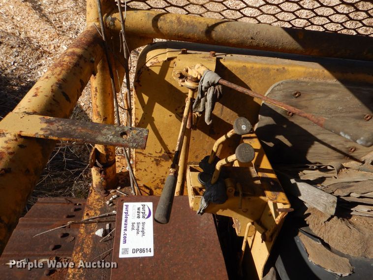 image for item DP8614 1970 Caterpillar D6C  dozer