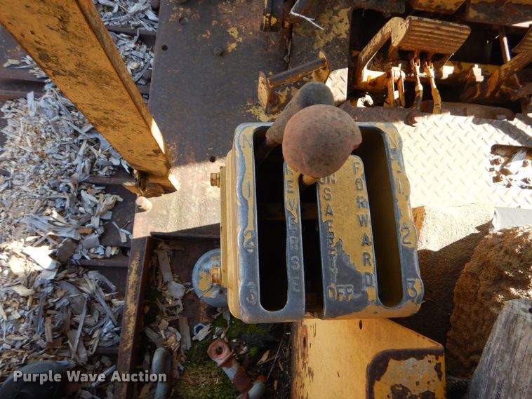 image for item DP8614 1970 Caterpillar D6C  dozer