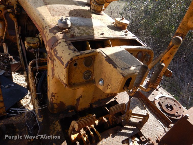 image for item DP8614 1970 Caterpillar D6C  dozer