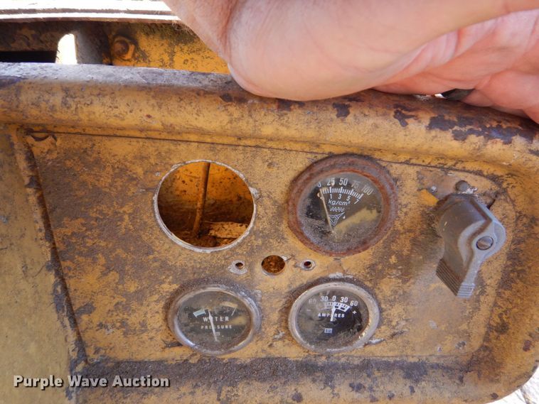 image for item DP8614 1970 Caterpillar D6C  dozer