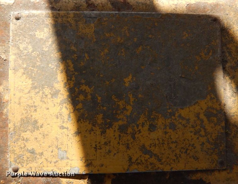 image for item DP8614 1970 Caterpillar D6C  dozer