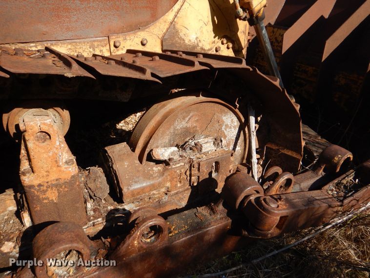 image for item DP8614 1970 Caterpillar D6C  dozer