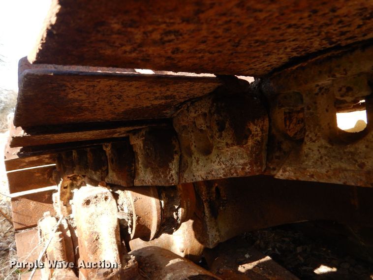 image for item DP8614 1970 Caterpillar D6C  dozer