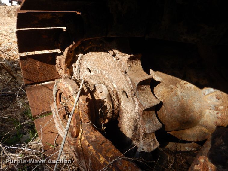 image for item DP8614 1970 Caterpillar D6C  dozer