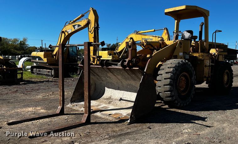 image for item DQ1916 1981 Caterpillar 950B  wheel loader