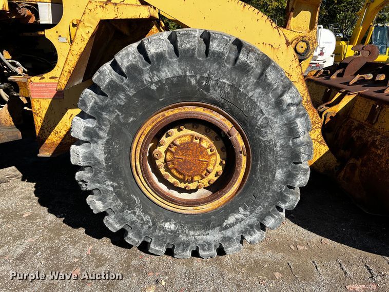 image for item DQ1916 1981 Caterpillar 950B  wheel loader