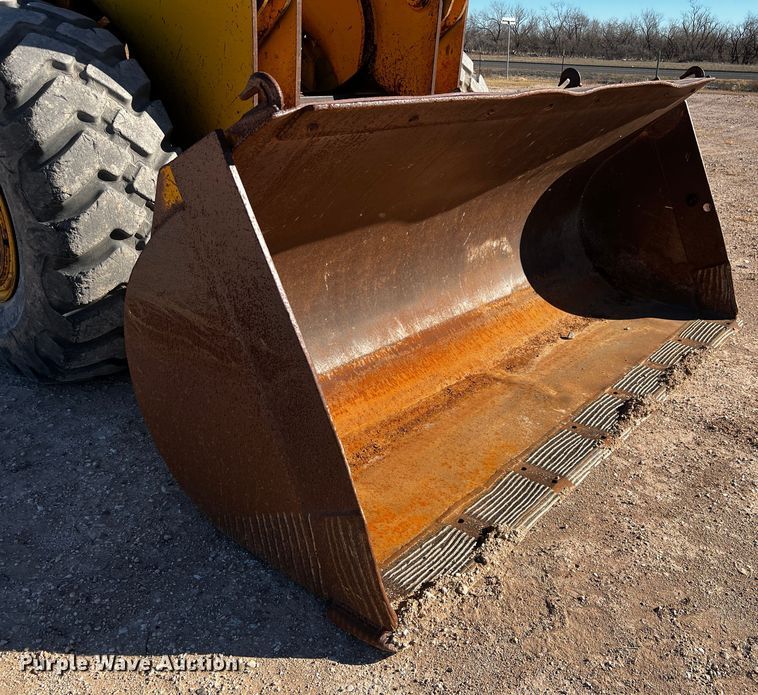 image for item DQ1948 Clark 125B  wheel loader