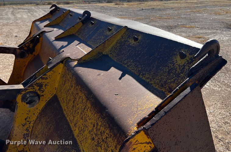 image for item DQ1948 Clark 125B  wheel loader