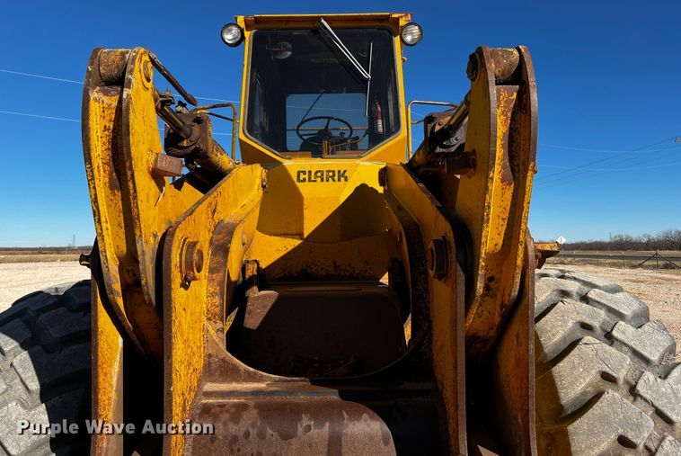 image for item DQ1948 Clark 125B  wheel loader