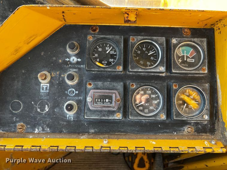 image for item DQ1948 Clark 125B  wheel loader