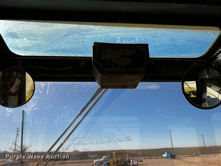 image for item DQ1948 Clark 125B  wheel loader