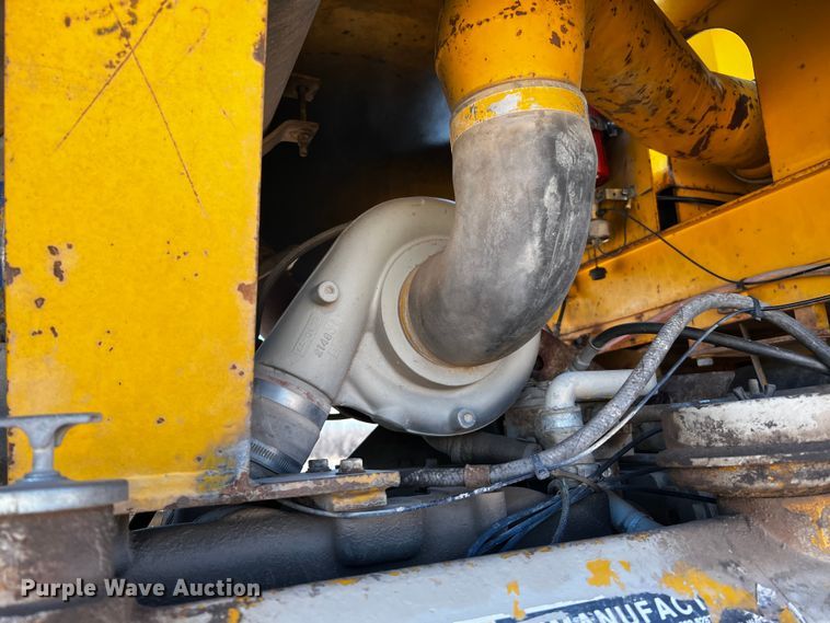 image for item DQ1948 Clark 125B  wheel loader