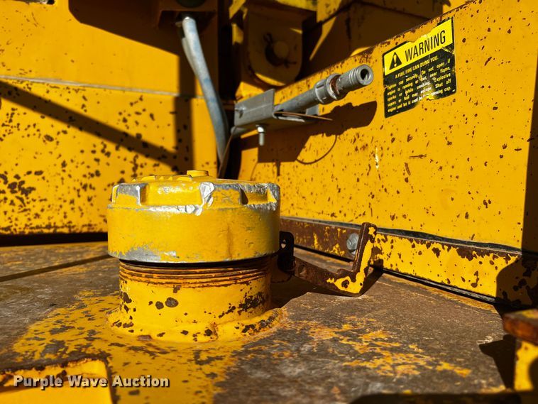 image for item DQ1948 Clark 125B  wheel loader