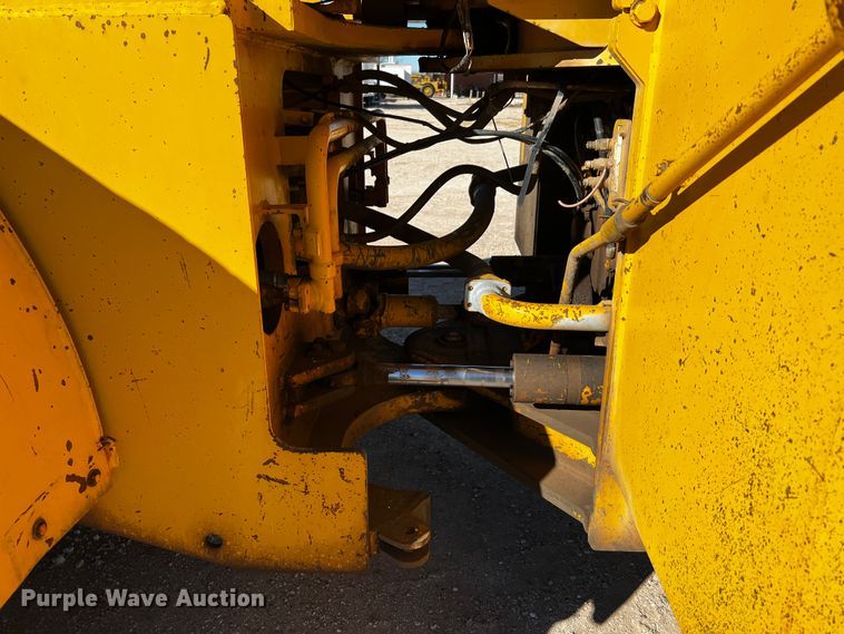 image for item DQ1948 Clark 125B  wheel loader