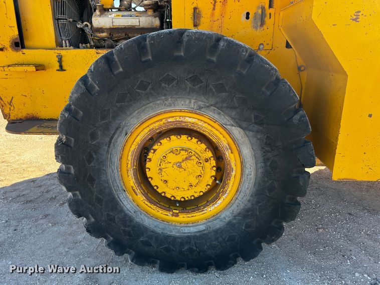 image for item DQ1948 Clark 125B  wheel loader