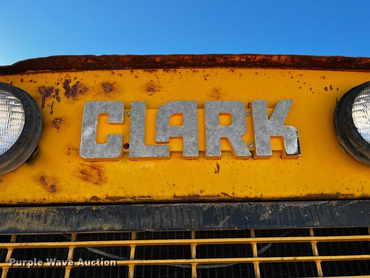 image for item DQ1948 Clark 125B  wheel loader