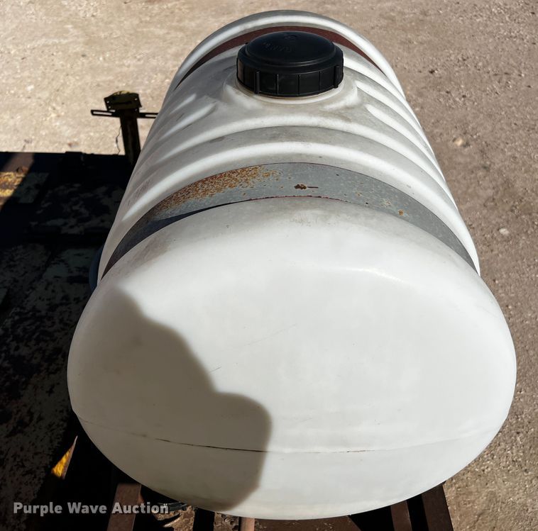 image for item DQ1949 Ingram 9-2800-P  pneumatic roller