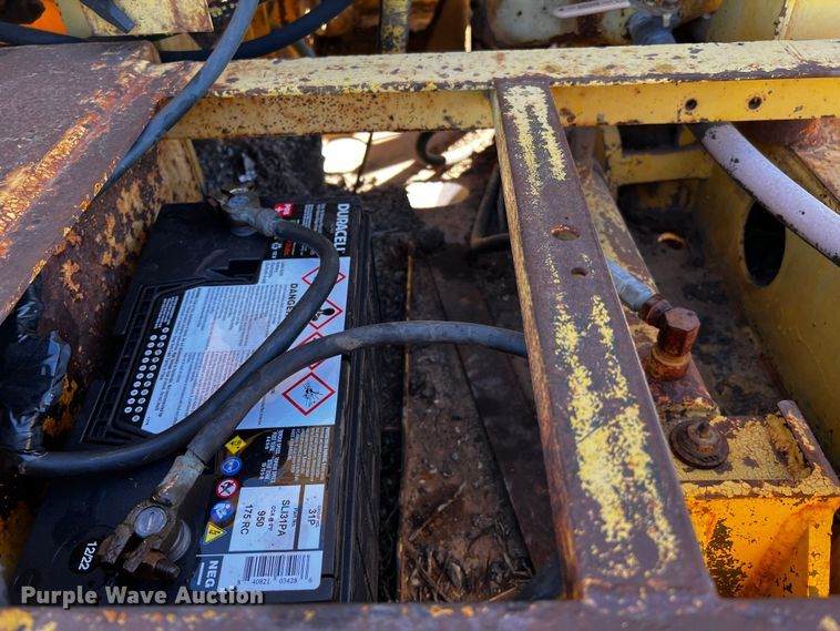 image for item DQ1949 Ingram 9-2800-P  pneumatic roller