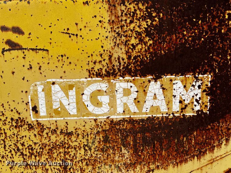 image for item DQ1949 Ingram 9-2800-P  pneumatic roller