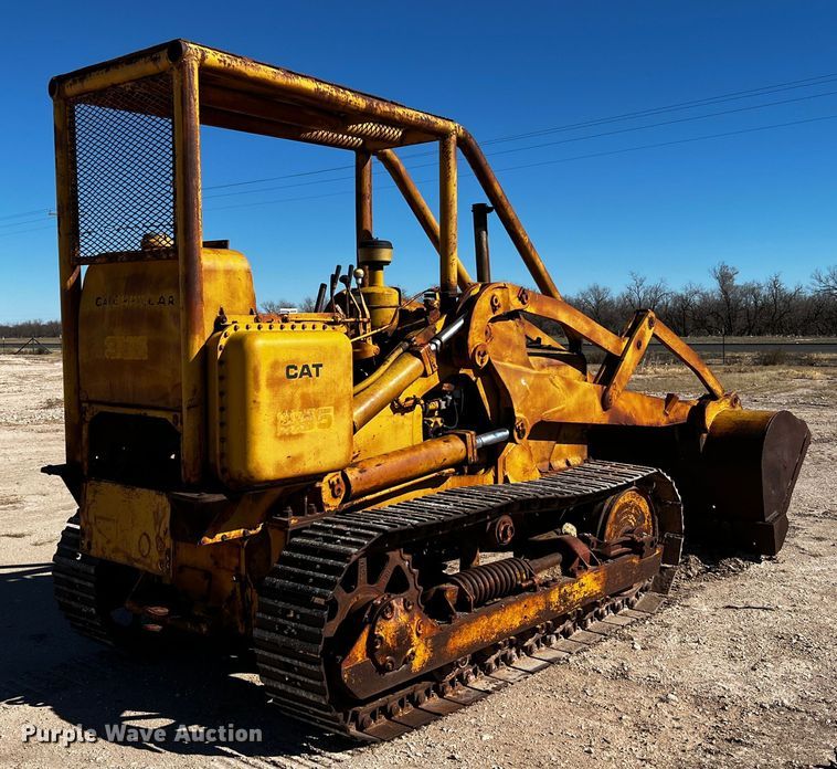 image for item DQ1950 1959 Caterpillar 955  track loader
