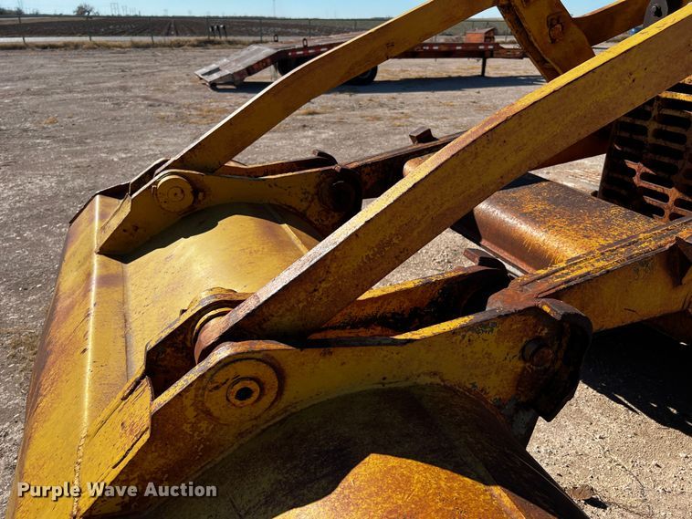 image for item DQ1950 1959 Caterpillar 955  track loader