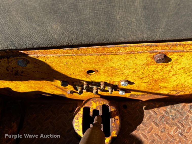 image for item DQ1950 1959 Caterpillar 955  track loader