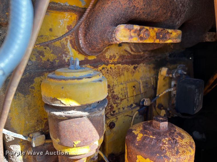 image for item DQ1950 1959 Caterpillar 955  track loader