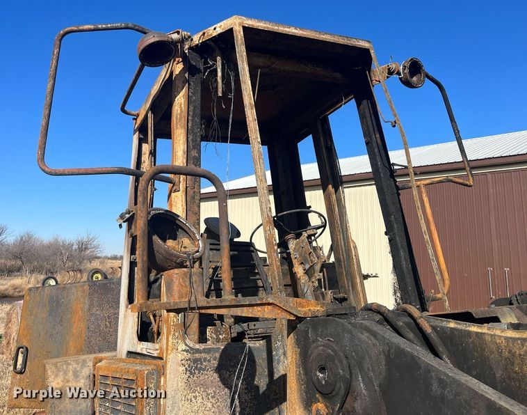 image for item DQ4070 Fiat-Allis FR130  wheel loader