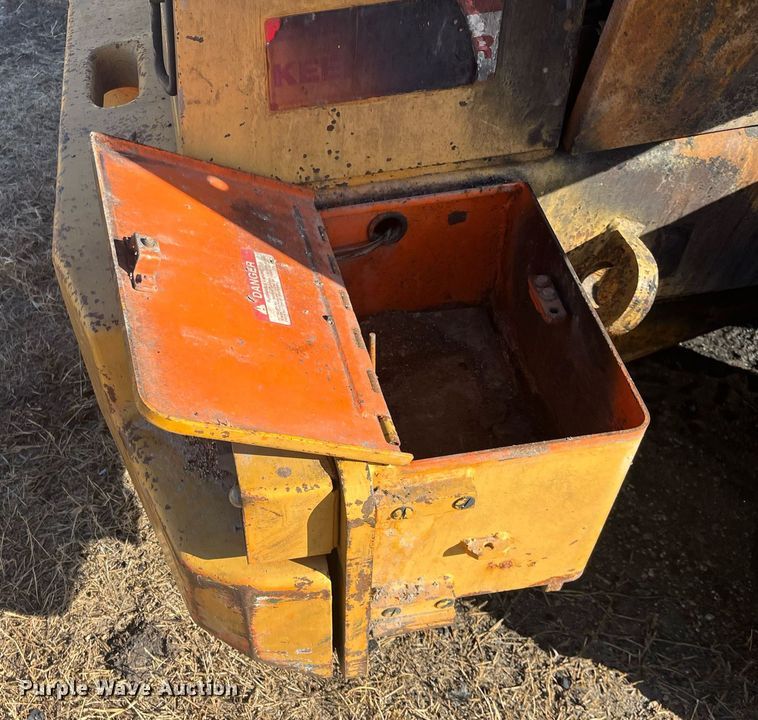 image for item DQ4070 Fiat-Allis FR130  wheel loader