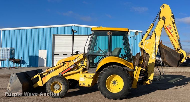 image for item DQ5104 2000 New Holland LB75  backhoe