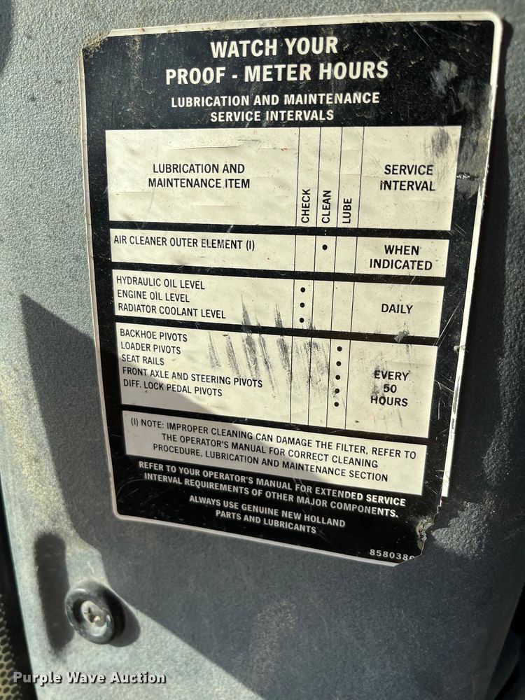 image for item DQ5104 2000 New Holland LB75  backhoe