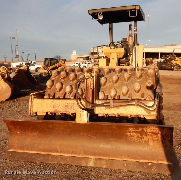 image for item DS6313 1993 Caterpillar CP563  single drum vibratory roller