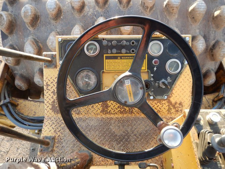 image for item DS6313 1993 Caterpillar CP563  single drum vibratory roller
