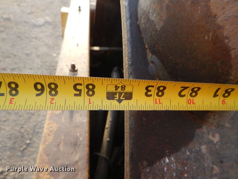 image for item DS6313 1993 Caterpillar CP563  single drum vibratory roller