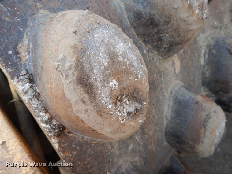 image for item DS6313 1993 Caterpillar CP563  single drum vibratory roller