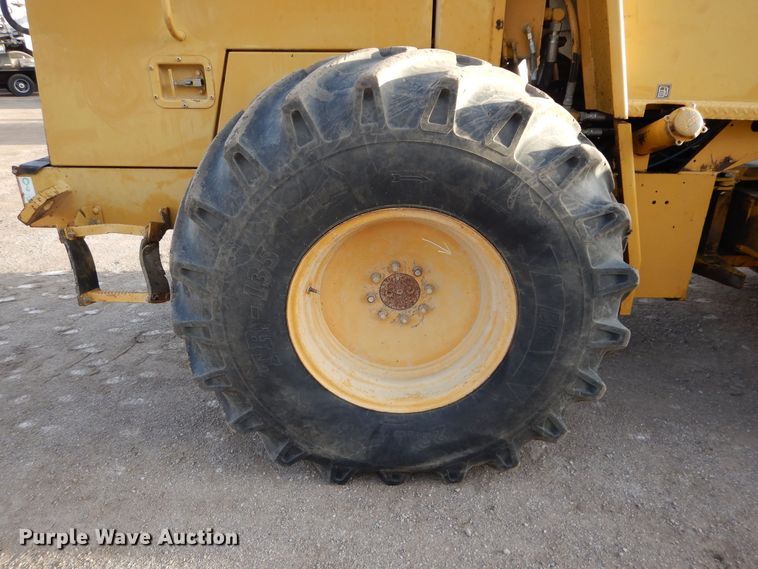 image for item DS6313 1993 Caterpillar CP563  single drum vibratory roller